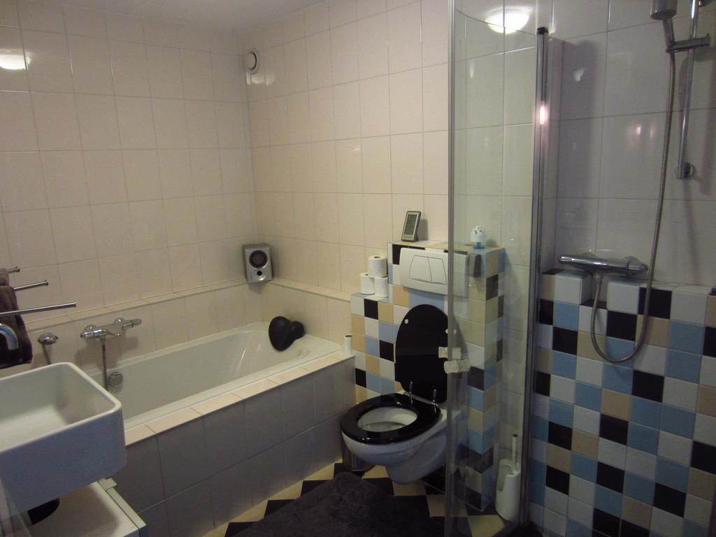 Enschede Guest Rooms Экстерьер фото